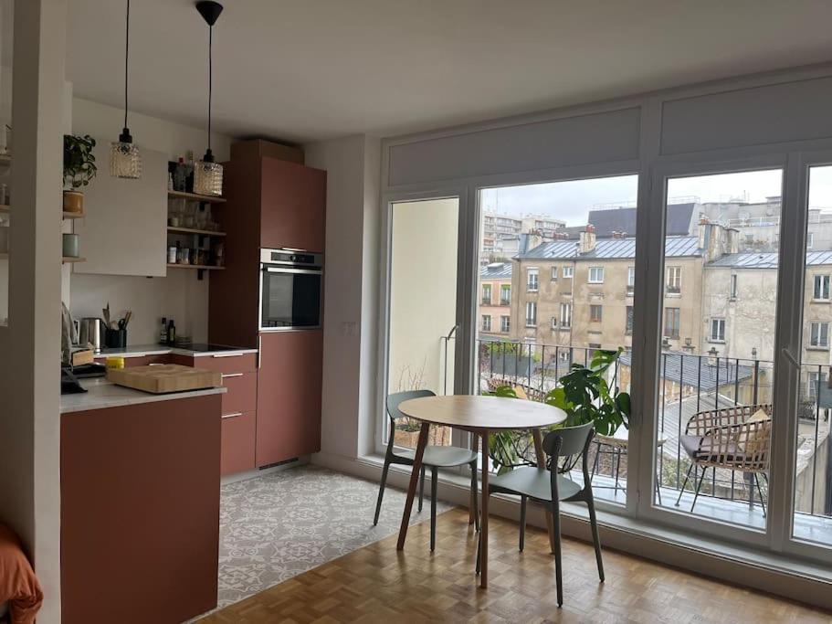 Confortable Studio Canal St Martin Appartement Parijs